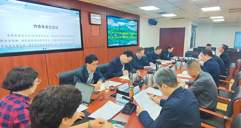 中國(guó)廣電甘肅公司召開(kāi)學(xué)習(xí)會(huì)議，強(qiáng)調(diào)打造智慧廣電媒體，發(fā)展智慧廣電網(wǎng)絡(luò)